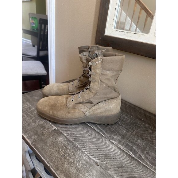 McRae Footwear  Military Boots NSN: 8430-01-632-5077 Size 9r Vibram soles - Picture 1 of 5